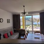 Aux Rives Du شقة *